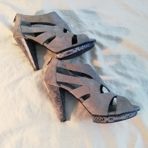 Attitude grey suede shoes size 7 - Picture 4 of 6